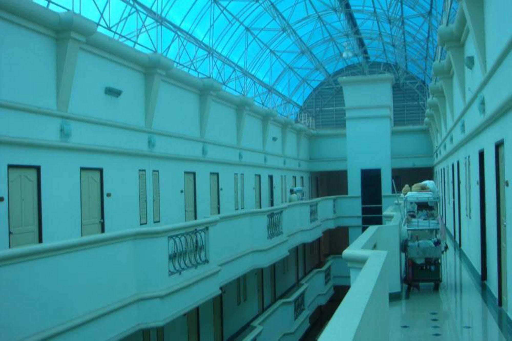 Wangburapa Grand Hatjaj Kültér fotó